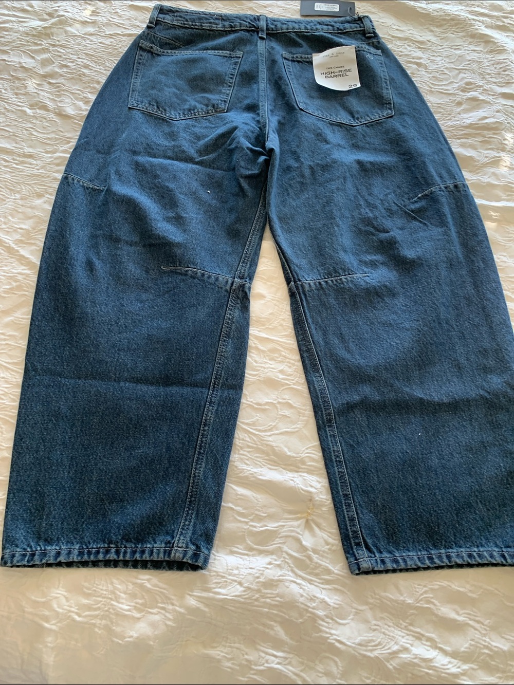 rag & bone Chase High
Rise Crop Barrel Leg Jeans
👖 size 29
Color: Grafton - Picture 9 of 13